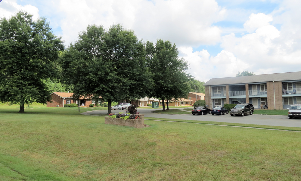 R. L. Pate Homes at 100 Lunsford Dr.